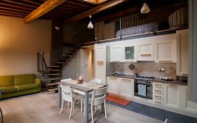Sweet Home In Santa Croce